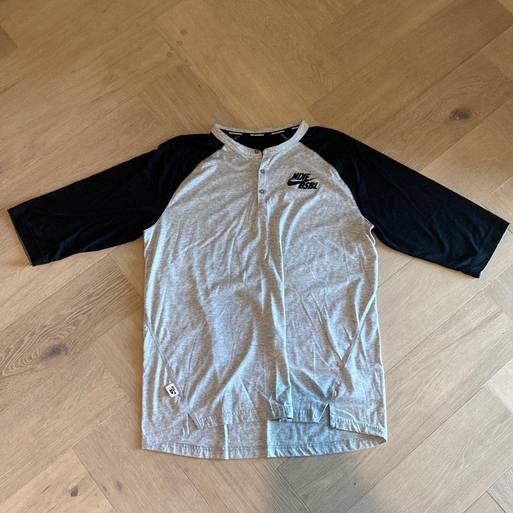 Men’s Size L Nike Baseball 3/4 Sleeve Shirt